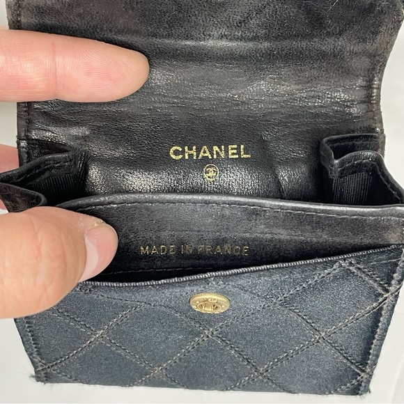 Chanel compact diamond quilted wallet - Picture 5 of 15